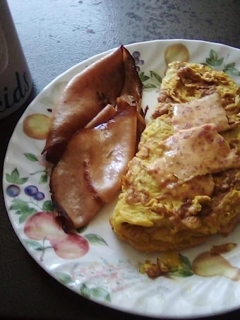 Easy Way Prepare Cheese 🧀🧀 omlet with fried bologna the Delicious Delicious