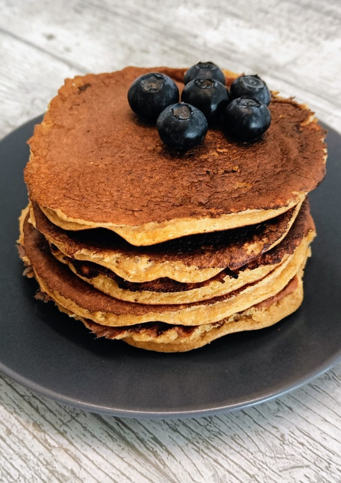 Una foto de Tortitas de avena y plátano (sin azúcar añadido)