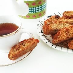 Apple Oats Biscotti A picture of Apple Oats Biscotti.