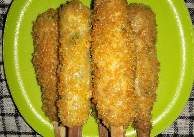 Sempol ayam wortel dan daun bawang
