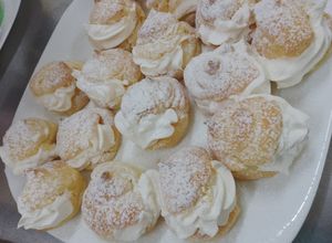 Una foto de Paté a choux "Profiteroles🥯