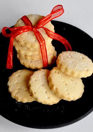 A picture of Scottish Cookies.