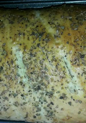 Una foto de Pan de salame y orégano fácil