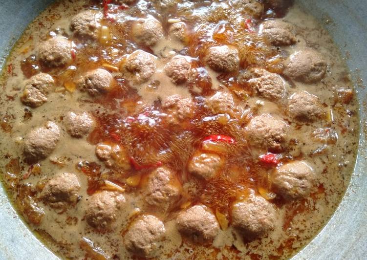 Cara Bikin Semur Bola Daging, Sempurna