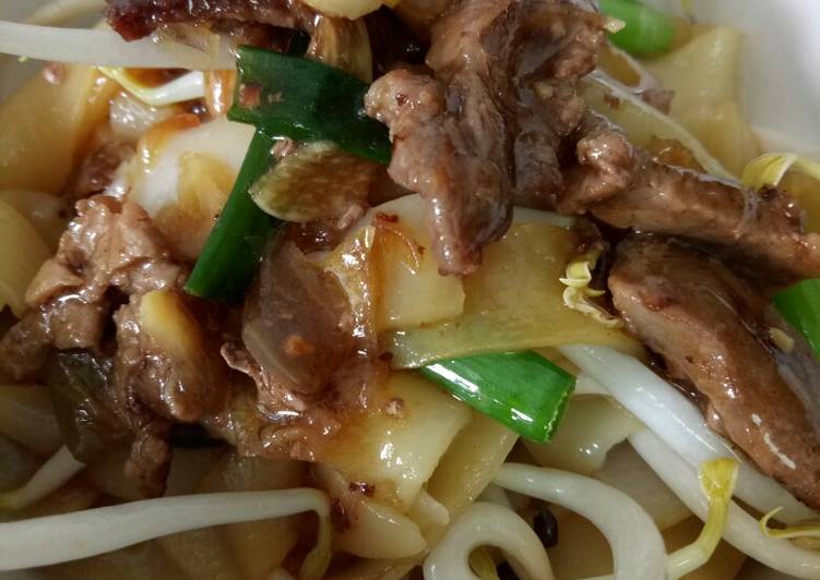 Cara Membuat Kwe tiau with beef steak sauce Anti Gagal