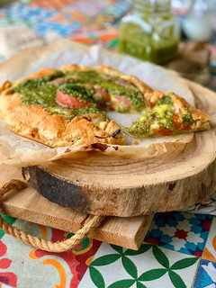 Una foto de Galette caprese