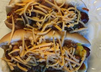 How to Cook Perfect Chili Cheese Hotdogs