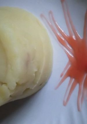 A picture of Mashed potatoes.