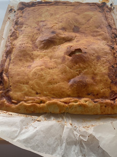 Una foto de Empanada casera de atún, huevo y tomate frito receta de mi madre (manual, Thermomix y horno)