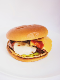 Una foto de Hamburguesa casera mixta