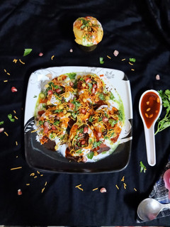 स्टफ्ड गोलगप्पे (stuffed golgappe recipe in Hindi) रेसिपी मुख्य फोटो