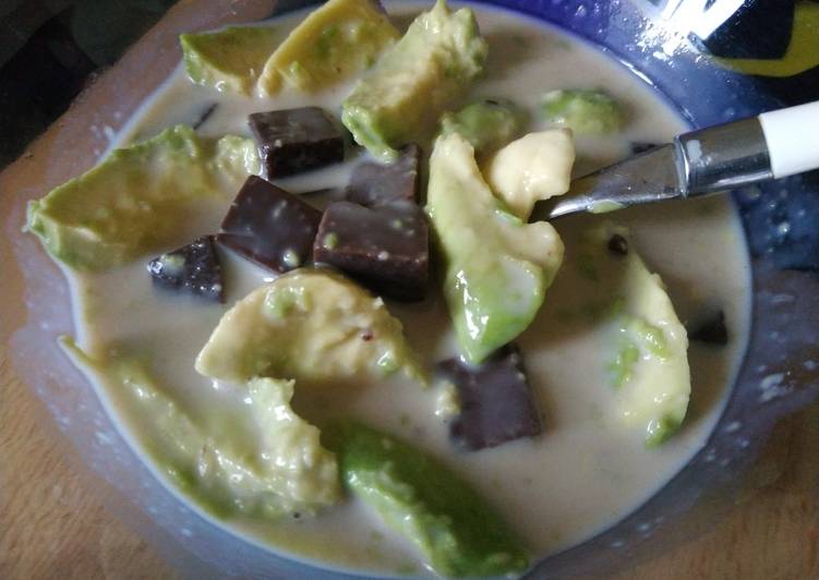 Alpukat Pudding Cokelat (Avocado Choco Pudding)