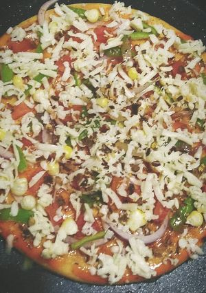 ब्रेड पिज़्जा (Bread pizza recipe in Hindi) रेसिपी मुख्य फोटो