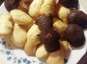 Une photo de madeleine chocolat