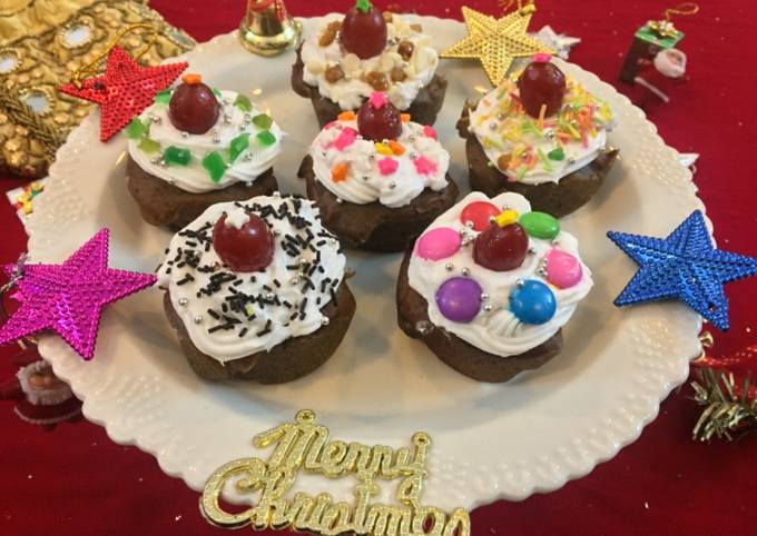 Recipe of Homemade Whole wheat Dates walnuts cupcakes