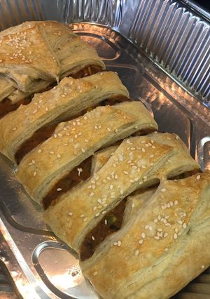 Una foto de Trenzas de Hojaldre con relleno de Carne al estilo Sonorense