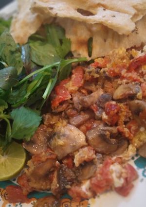 عکسی از دستور املت قارچ و گوجه