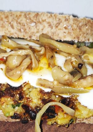 Una foto de Hamburguesas de arroz yamaní integral