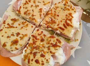Foto principal de Focaccia con mortadela y burrata