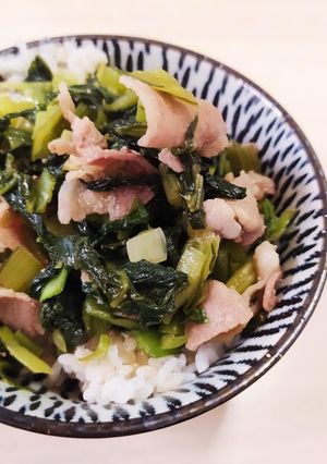 【共食團】雪裡紅炒肉 的食譜成品照片