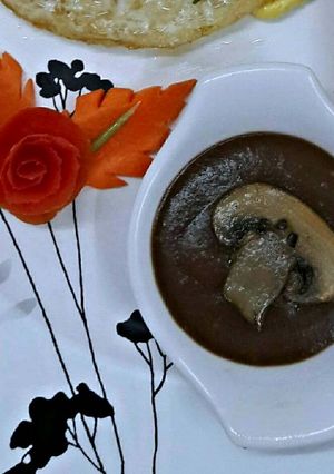 A picture of Chasseur Sauce.