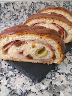 Una foto de Pan de jamón venezolano