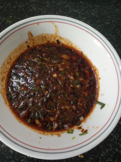 લીલા લસણ નું અથાણું (Lila Lasan Athanu Recipe In Gujarati) રેસીપી મુખ્ય ફોટો