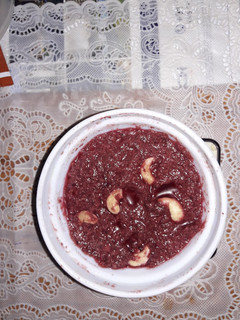 A picture of Beetroot halwa.