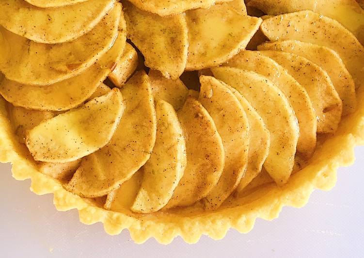 Langkah Mudah untuk Menyiapkan Apple Pie yang Enak