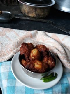 আলুর বড়া(Aloor bora recipe in Bengali) রেসিপির প্রধান ছবি