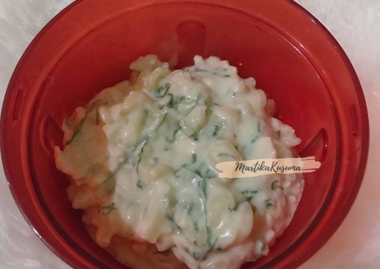 Cara Gampang Menyiapkan Fusilli with creamy chicken spinach MPASI 6-8 bulan yang Menggugah Selera