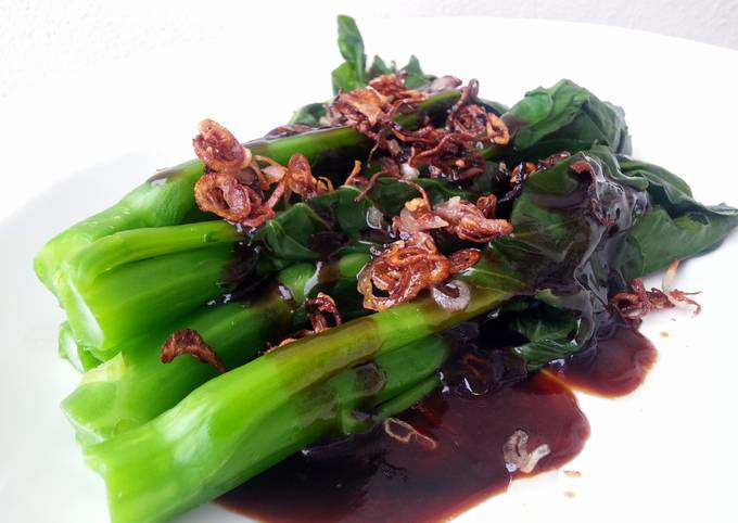 Simple Way to Prepare Ultimate Chinese Brocoli In Oyster Sauce Top Shallot