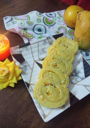A picture of Mango Swiss rolls.