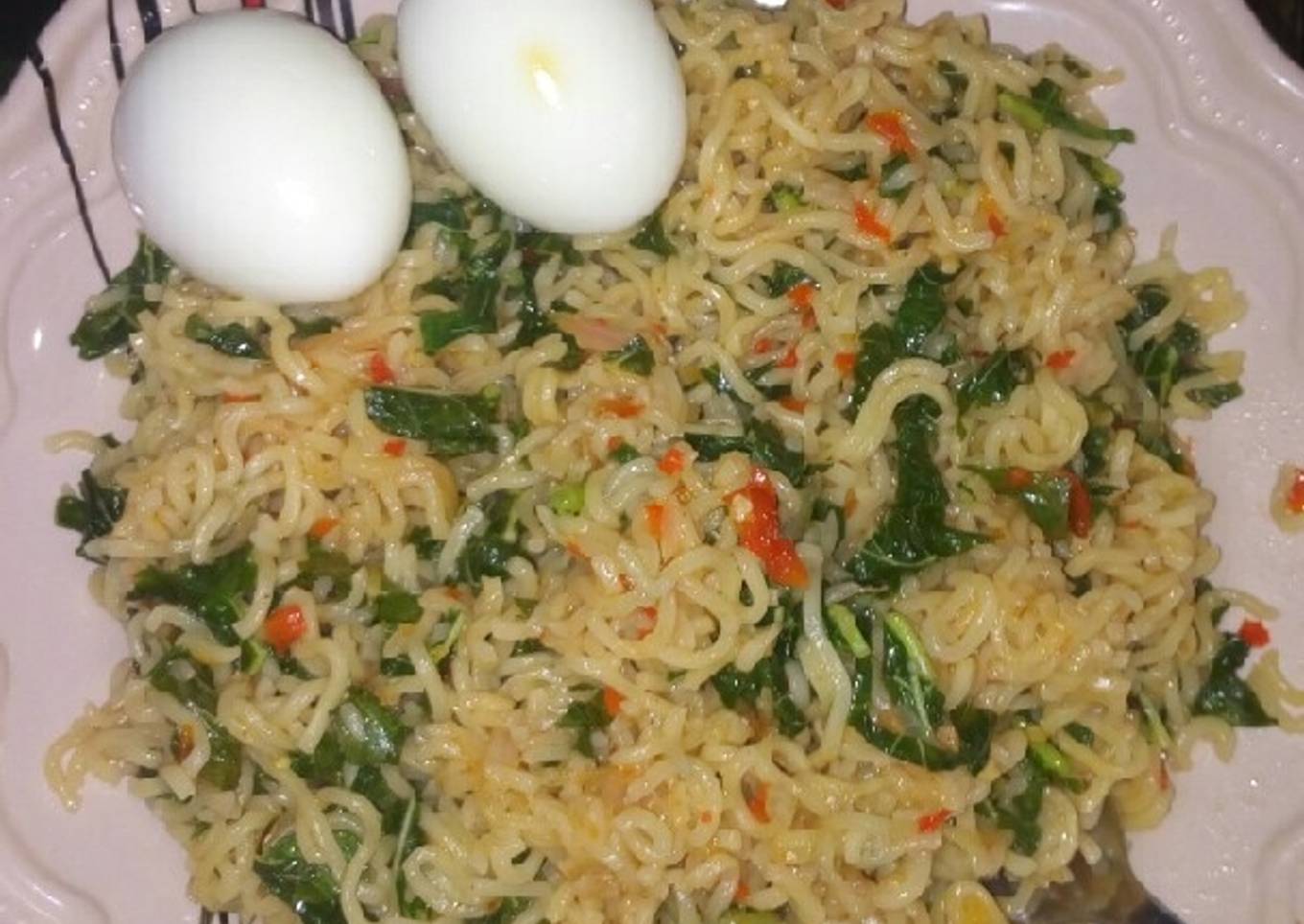 Stir fry noodles with spinach