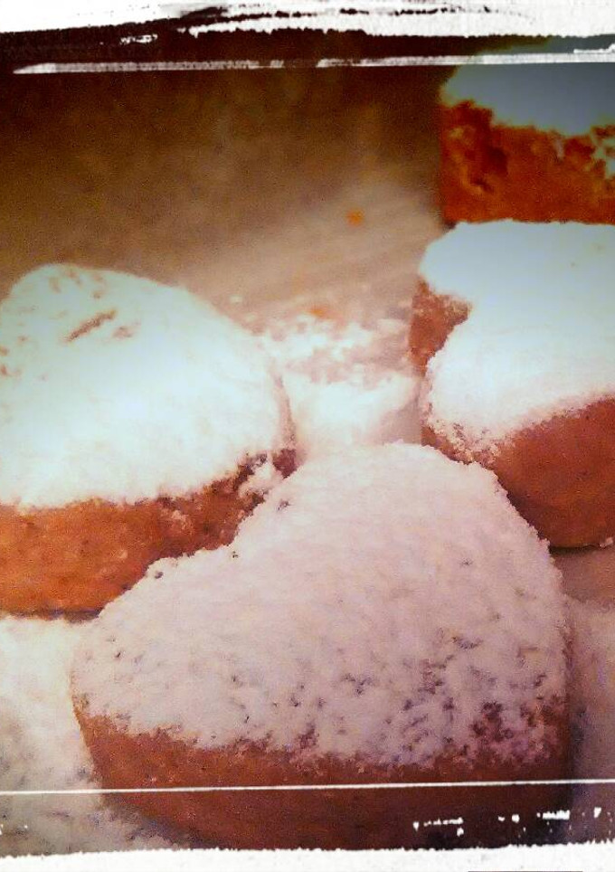 Una foto de Polvorones de almendra