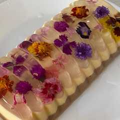 A picture of 3d Floral Puding.