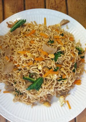 Foto resep Mie Goreng Daun Jeruk