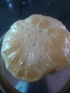 ઘઉં ના લોટ ના ભટુરે (Wheat Flour Bhature Recipe In Gujarati) રેસીપી મુખ્ય ફોટો