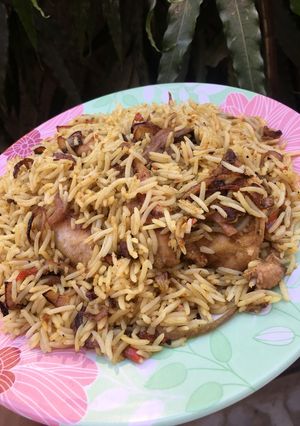 A picture of Chicken Biryani.
