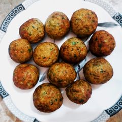 A picture of Chicken deep fried koftay.