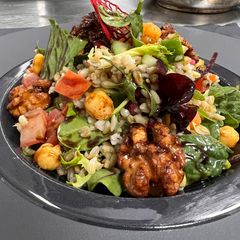 A picture of Salad Corb.