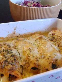 Una foto de Rollitos de pavo y espinacas