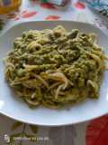 Spaghettoni con crema di broccoli e stracchino