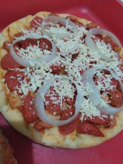Foto resep Pizza Teflon Topping Udang Sosis ala Anak Kos