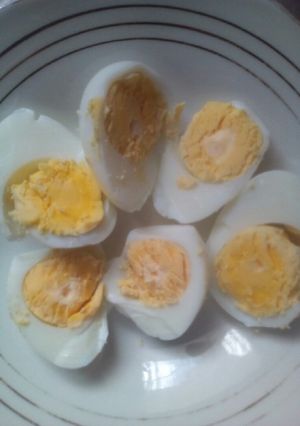 A picture of Boiled eggs(free range).