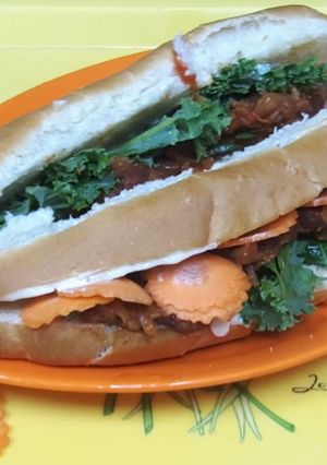 A picture of Red bean Sandwich.