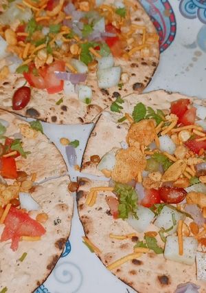 मसाला पापड़ (Masala papad recipe in hindi) रेसिपी मुख्य फोटो
