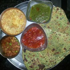 A picture of Palak paratha.