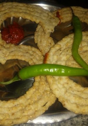 A picture of Theel muruku.