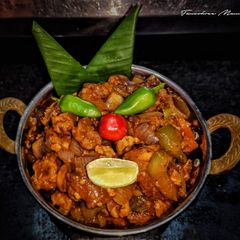 A picture of Chilli Chicken.